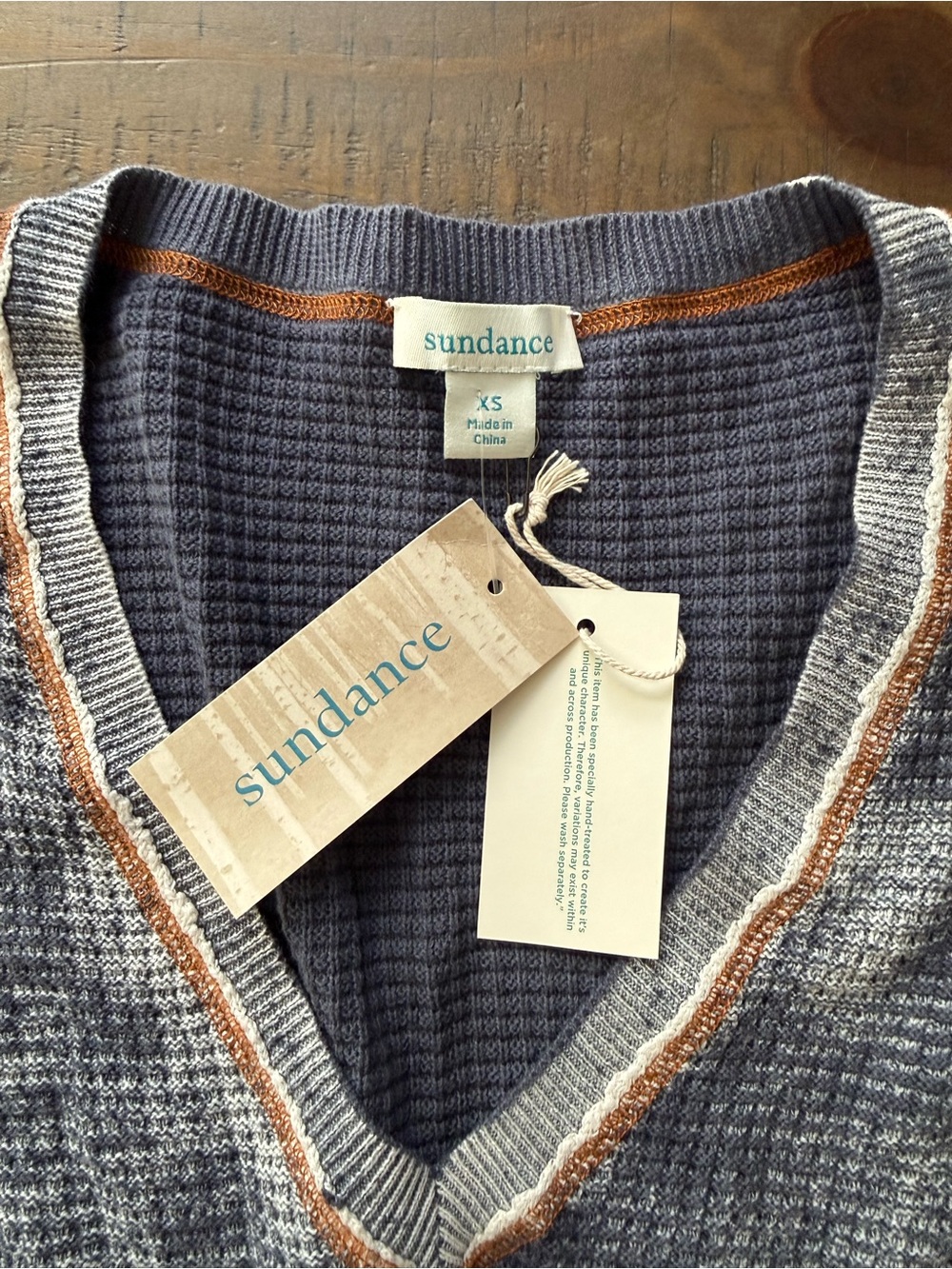 Sundance Women’s V-Neck Washed Slate Gray Long Sleeve Sweater - Picture 2 of 9